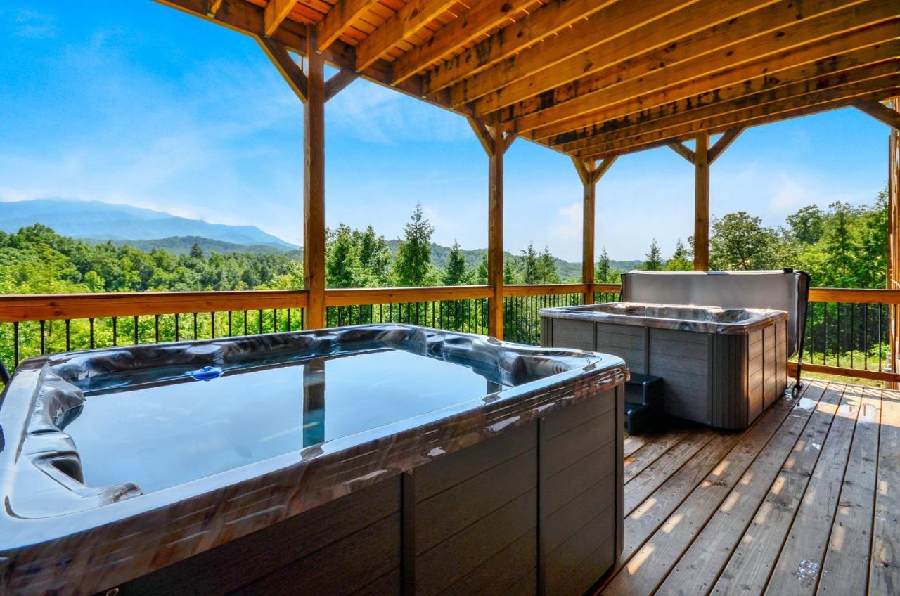 Gatlinburg Mansion Cabin Pittman Center Exterior photo