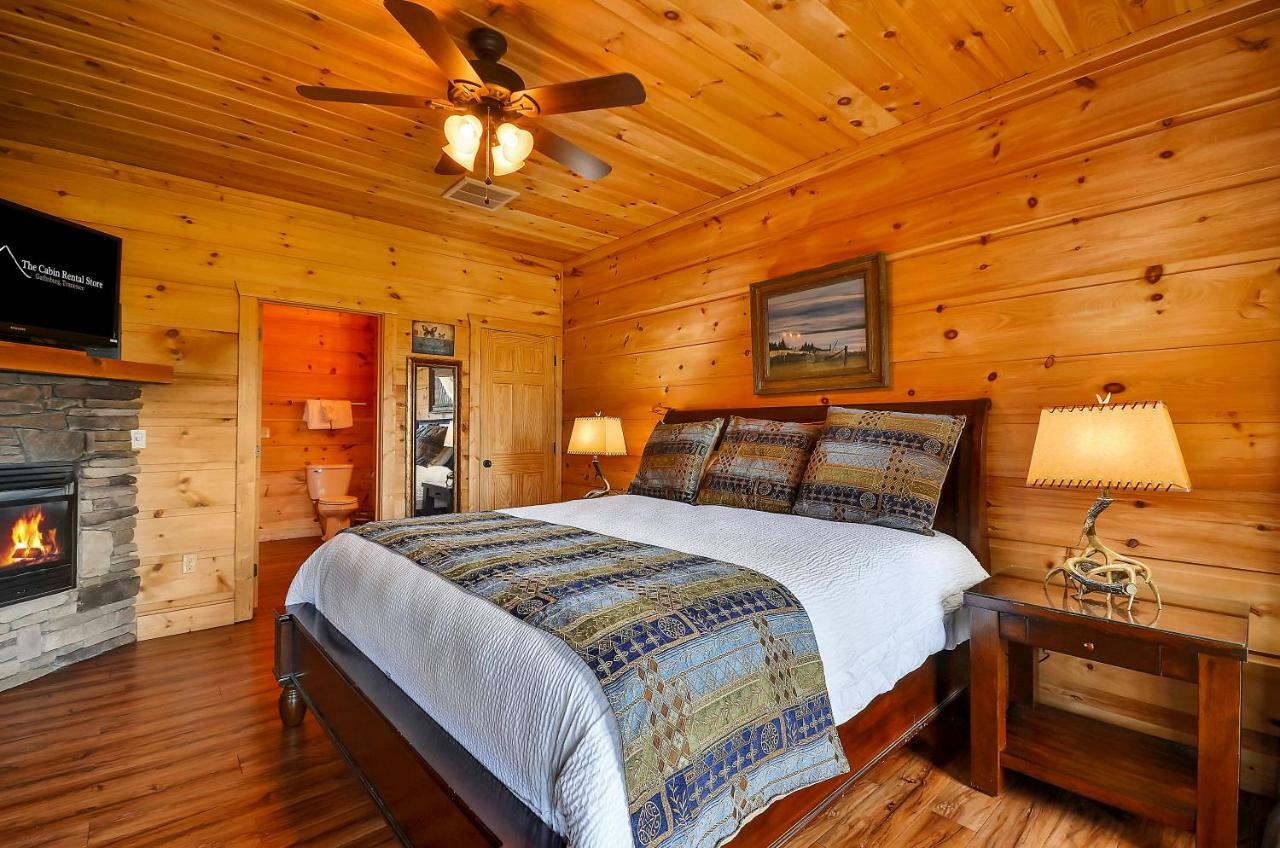 Gatlinburg Mansion Cabin Pittman Center Exterior photo